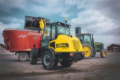 Gehl ALT750 articulated loader working on the job site