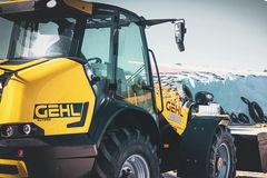 Gehl ALT950 articulated loader working on the job site