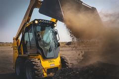 Gehl R135 GEN:2 skid loader working on the job site