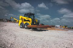 Gehl R165 skid loader working on the job site