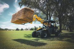 Gehl RS5-19 G3 telehandler working on the job site