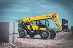 Gehl RS6-34 G3 telehandler working on the job site