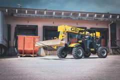 Gehl RS6-34 G3 telehandler working on the job site